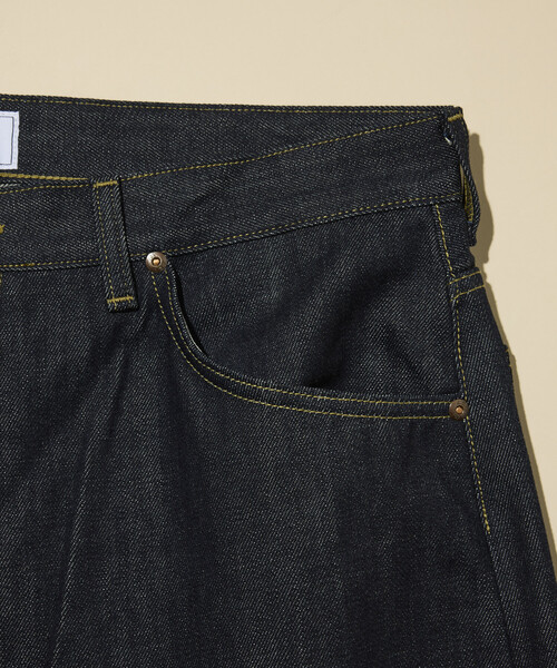 Lee(リー)の「Lee × FREAK'S STORE/リー 別注 RIDERS 101 WIDE LEG/ライダース ワンオーワンジェー ワイドレッグ パンツ デニムパンツ(デニムパンツ・メンズ・ネイビー/インディゴブルー・34/30/32)」の8枚目の写真