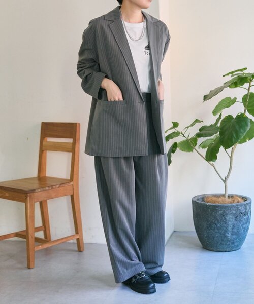 ear PAPILLONNER（イアパピヨネ）の「Kendai×SUM1 STYLE別注ロングTシャツ【SUM1 STYLE】（Tシャツ/カットソー・レディース・ホワイト/ブラック・FREE）」の21枚目の写真