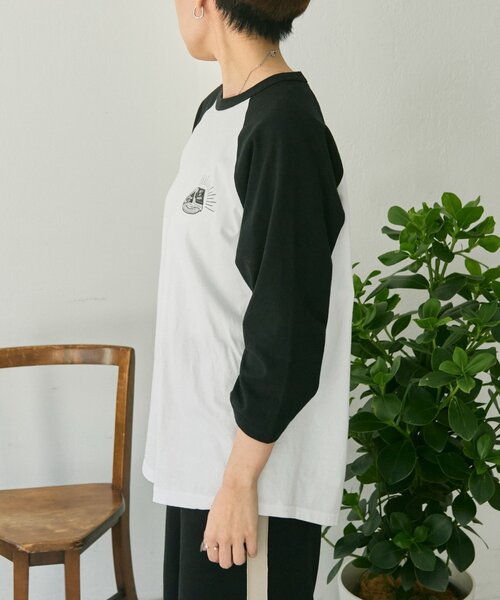 ear PAPILLONNER(イアパピヨネ)の「Kendai×SUM1 STYLE別注ロングTシャツ【SUM1 STYLE】(Tシャツ/カットソー・レディース・ホワイト/ブラック・FREE)」の19枚目の写真