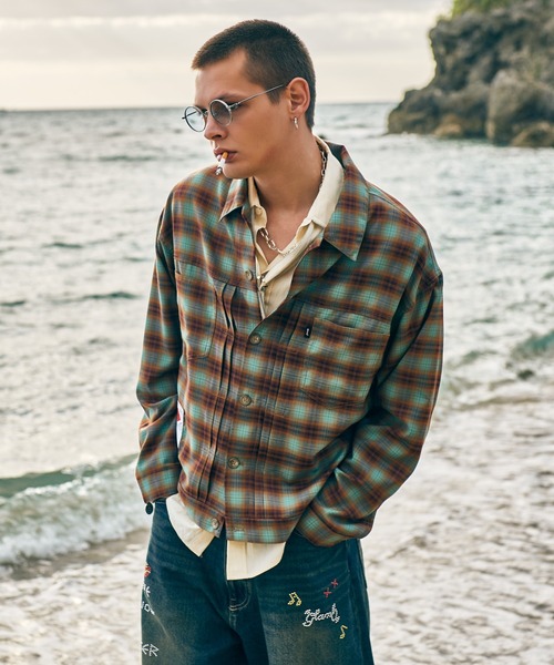 glamb（グラム）の「Timeless Teashade Sunglasses / タイムレスティーシェードサングラス（サングラス・メンズ・ゴールド/シルバー・FREE）」の12枚目の写真