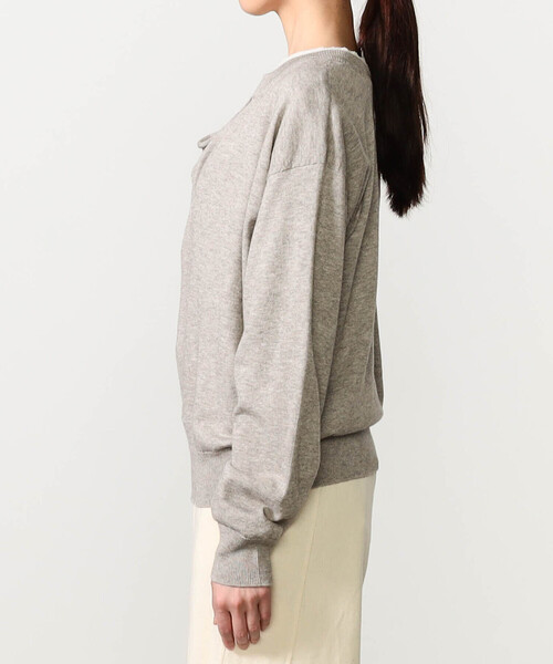 UNFIL（アンフィル）の「UNFIL | フロントドレープ ニットプルオーバー WOMEN（ニット/セーター・レディース・ベージュ/チャコール・1）」の8枚目の写真