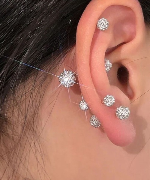 Rennet(レネット)の「一粒 スタッド ピアス(ピアス(両耳用)・レディース・シルバー・LARGE/MEDIUM/SMALL)」の2枚目の写真
