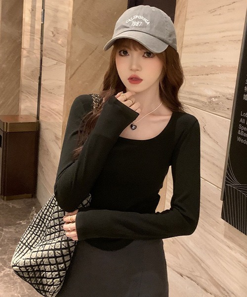VIBGYOR(ヴィブジョー)の「【EIZZ/アイズ】デコルテ見せ スリムフィット ロングTシャツ(Tシャツ/カットソー・レディース・ブラック/アイボリー/ホワイト・FREE)」の3枚目の写真