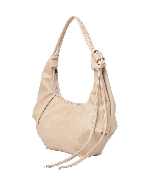 earth music&ecology(アースミュージックアンドエコロジー)の「クロワッサンバッグ(ショルダーバッグ・レディース・キャメル/ブラック/グレイッシュベージュ・FREE)」の12枚目の写真