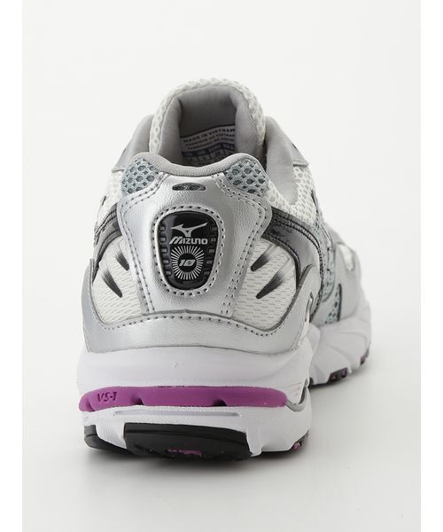 MIZUNO(ミズノ )の「【emmi|Mizuno】WAVE RIDER 10(スニーカー・レディース・ホワイト・23/23.5/24/24.5/25)」の3枚目の写真