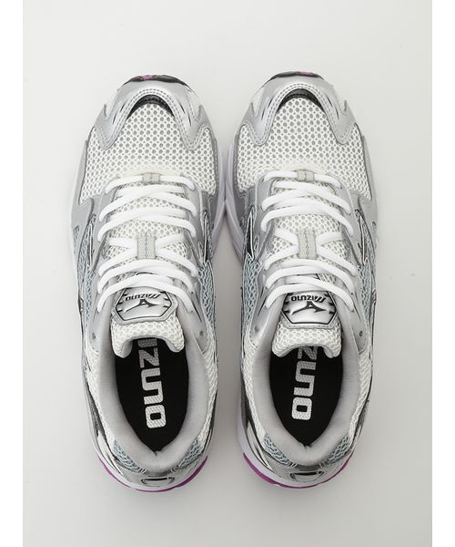 MIZUNO(ミズノ )の「【emmi|Mizuno】WAVE RIDER 10(スニーカー・レディース・ホワイト・23/23.5/24/24.5/25)」の5枚目の写真