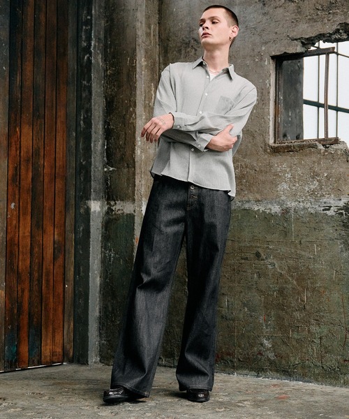 Regen Glanz(レーゲングランツ)の「crinkle texture relaxed shirt / クリンクルテクスチャーリラックスシャツ(シャツ/ブラウス・メンズ・ライトホワイト/ブラック/ブルー・MEDIUM/LARGE/SMALL)」の11枚目の写真