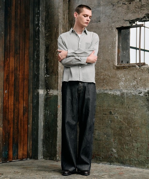 Regen Glanz(レーゲングランツ)の「crinkle texture relaxed shirt / クリンクルテクスチャーリラックスシャツ(シャツ/ブラウス・メンズ・ライトホワイト/ブラック/ブルー・MEDIUM/LARGE/SMALL)」の13枚目の写真