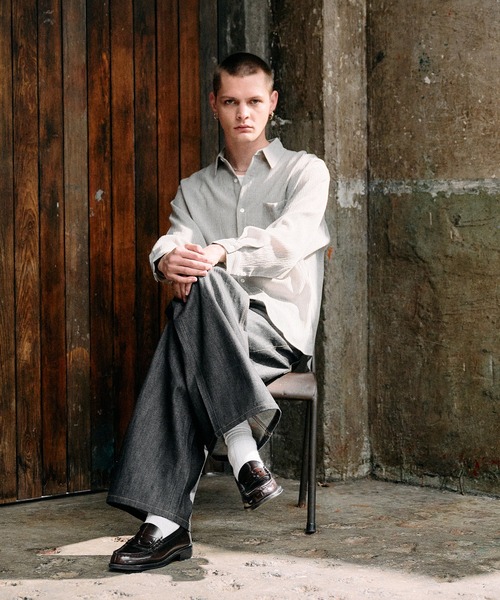 Regen Glanz(レーゲングランツ)の「crinkle texture relaxed shirt / クリンクルテクスチャーリラックスシャツ(シャツ/ブラウス・メンズ・ライトホワイト/ブラック/ブルー・MEDIUM/LARGE/SMALL)」の14枚目の写真