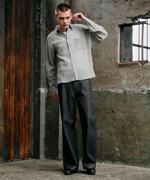 Regen Glanz(レーゲングランツ)の「crinkle texture relaxed shirt / クリンクルテクスチャーリラックスシャツ(シャツ/ブラウス・メンズ・ライトホワイト/ブラック/ブルー・MEDIUM/LARGE/SMALL)」の10枚目の写真