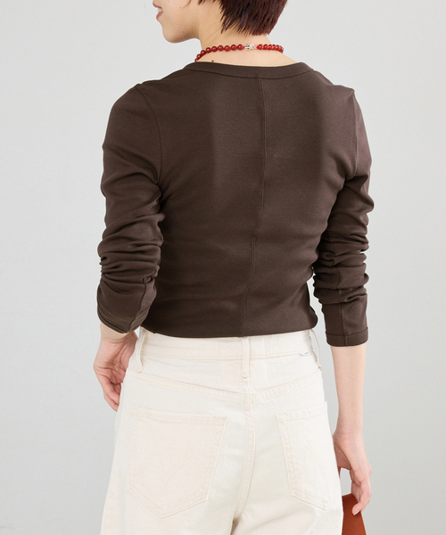 IENA（イエナ）の「FLORE FLORE/フローレフローレ IMAN LONGSLEEVE カットソー  IMA-LS（Tシャツ/カットソー・レディース・レッド/ブラウン/アイボリー・FREE）」の13枚目の写真