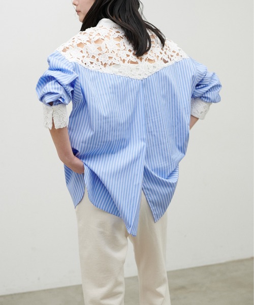 LARUTA(ラルータ)の「【LARUTA】刺繍レース切替シャツ(シャツ/ブラウス・レディース・オフホワイト/ストライプ/ネイビー/ダークブラウン・FREE)」の19枚目の写真