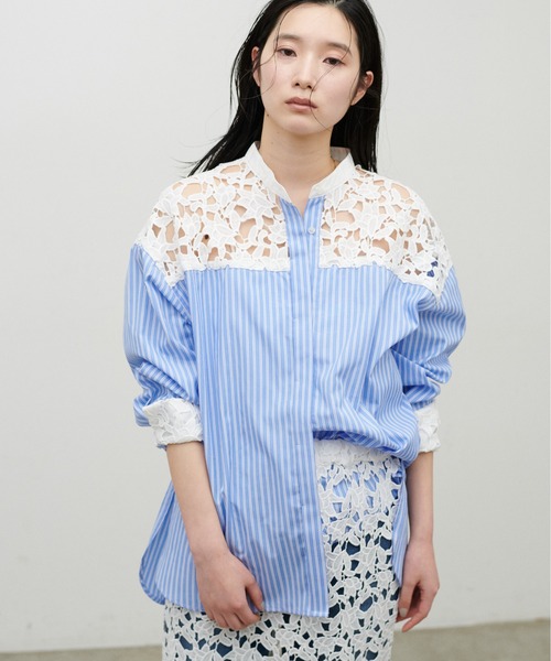 LARUTA(ラルータ)の「【LARUTA】刺繍レース切替シャツ(シャツ/ブラウス・レディース・オフホワイト/ストライプ/ネイビー/ダークブラウン・FREE)」の22枚目の写真