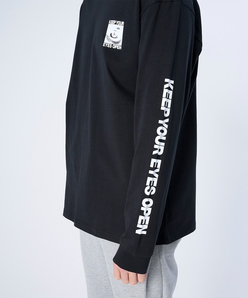 FLASH PACKER(フラッシュパッカー)の「FLASH PACKER フラッシュパッカー / リラックスシルエット Dry Silky Cotton ロングスリーブ 眼差しプリント Tシャツ ロンT // XLT-EYES(Tシャツ/カットソー・メンズ・ホワイト/ブラック/グレー・SMALL/MEDIUM/LARGE/X-LARGE)」の10枚目の写真