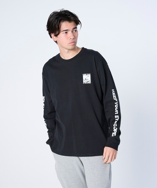 FLASH PACKER(フラッシュパッカー)の「FLASH PACKER フラッシュパッカー / リラックスシルエット Dry Silky Cotton ロングスリーブ 眼差しプリント Tシャツ ロンT // XLT-EYES(Tシャツ/カットソー・メンズ・ホワイト/ブラック/グレー・SMALL/MEDIUM/LARGE/X-LARGE)」の12枚目の写真