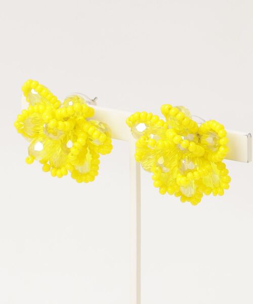 lit.Cy(リットシー)の「3Dフラワー ビーズピアス(ピアス(両耳用)・レディース・イエロー/ブルー/オフホワイト/ブラック・FREE)」の13枚目の写真
