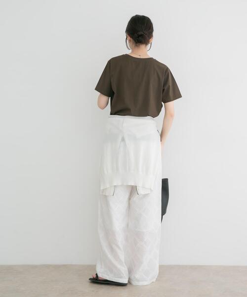 ITEMS URBANRESEARCH(アイテムズ アーバンリサーチ)の「箔プリントフォトTシャツ(Tシャツ/カットソー・レディース・ホワイト系その他/ブラウン/ホワイト/ネイビー・FREE)」の11枚目の写真