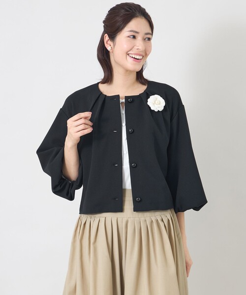 TO BE CHIC(トゥー ビー シック)の「エアリーツイルジャージ ジャケット(ノーカラージャケット・レディース・ブラック/オフホワイト/ピンク系その他2・40)」の2枚目の写真