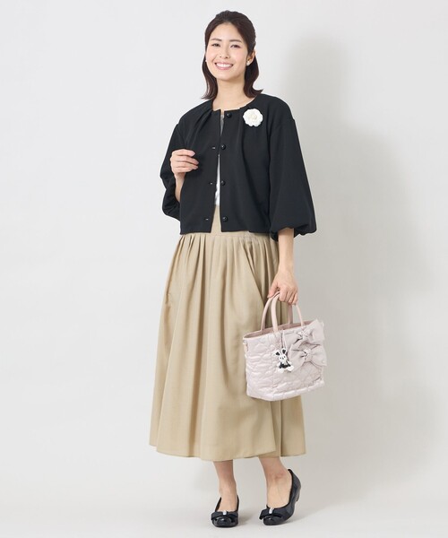 TO BE CHIC(トゥー ビー シック)の「エアリーツイルジャージ ジャケット(ノーカラージャケット・レディース・ブラック/オフホワイト/ピンク系その他2・40)」の5枚目の写真