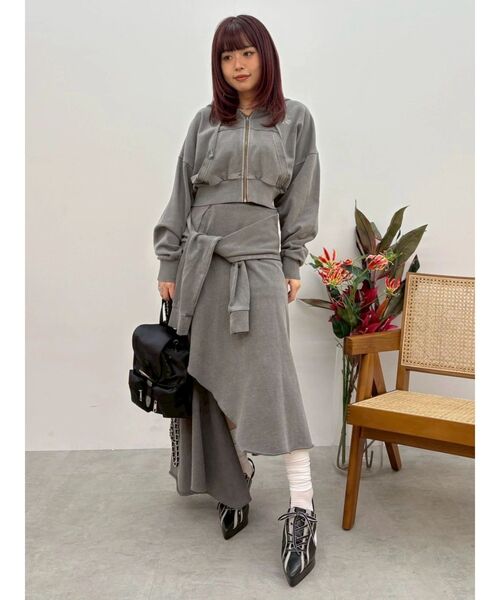 EVRIS(エヴリス)の「ダメージスウェットアシンメトリーロングスカート【セットアップ着用可能】春服(スカート・レディース・その他1/グレー/ホワイト・FREE)」の17枚目の写真