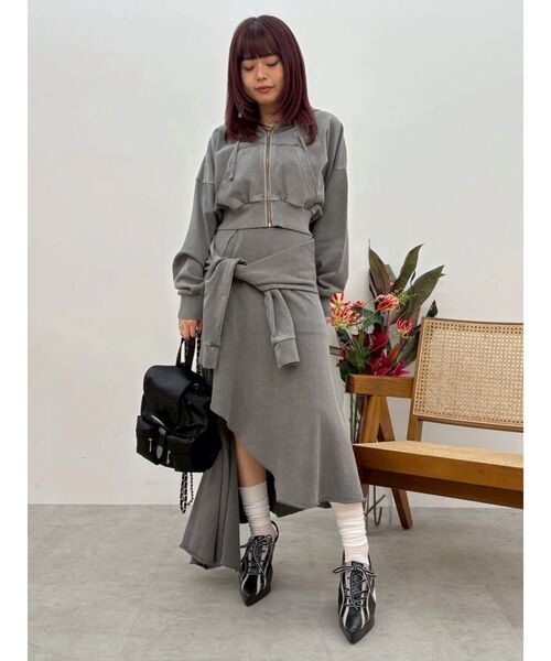 EVRIS(エヴリス)の「ダメージスウェットアシンメトリーロングスカート【セットアップ着用可能】春服(スカート・レディース・その他1/グレー/ホワイト・FREE)」の18枚目の写真