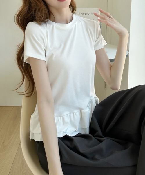 Ada.(エイダ)の「裾フリルティアード 半袖Tシャツ(Tシャツ/カットソー・レディース・グレー/ブラック/ネイビー/ホワイト・FREE)」の2枚目の写真