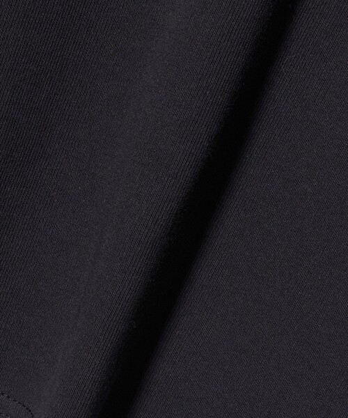 UNITED ARROWS（ユナイテッドアローズ）の「コットン フライス ヘンリーネック ロング Tシャツ（Tシャツ/カットソー・レディース・オフホワイト/ネイビー・FREE）」の8枚目の写真
