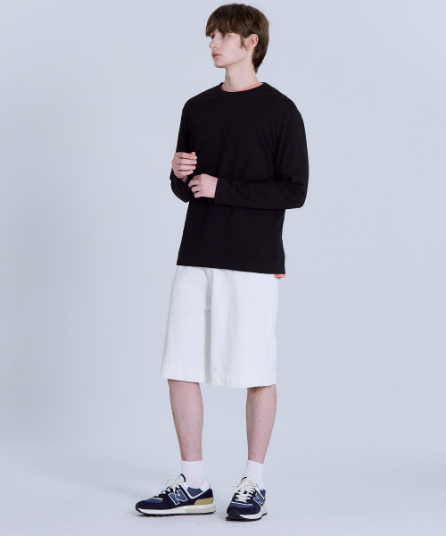 BASIC HOUSE（ベーシックハウス）の「[2PACK] 綿30番手 リラックスフィット 長袖Tシャツ 2パック (2色)（Tシャツ/カットソー・レディース・ホワイト/ブラック・105/85/90/95/100/110/115）」の10枚目の写真