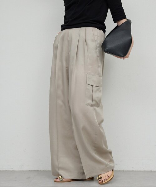 GALLARDAGALANTE（ガリャルダガランテ）の「【セットアップ対応】キュプラカーゴパンツ（その他パンツ・レディース・ブラウン/グレイッシュベージュ/ネイビー・0/1）」の2枚目の写真