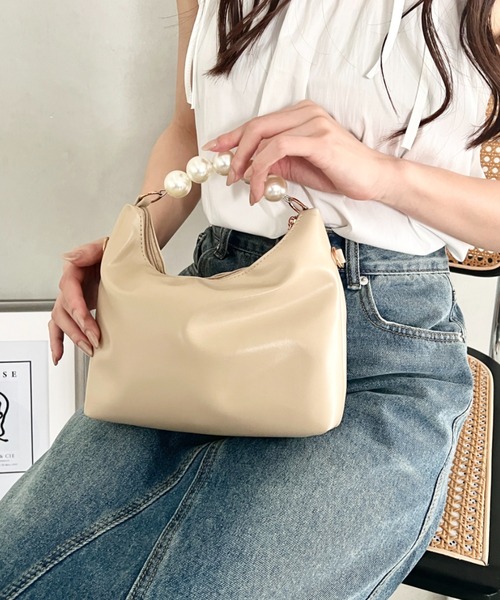 wears(ウェアーズ)の「2wayパールハンドル ハンドバッグ クラッチバッグ(ハンドバッグ・レディース・シルバー/ホワイト/ブラック/ベージュ・FREE)」の3枚目の写真