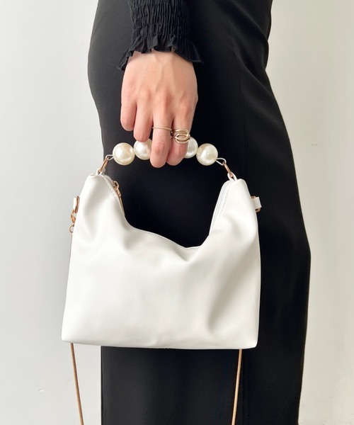 wears(ウェアーズ)の「2wayパールハンドル ハンドバッグ クラッチバッグ(ハンドバッグ・レディース・シルバー/ホワイト/ブラック/ベージュ・FREE)」の21枚目の写真