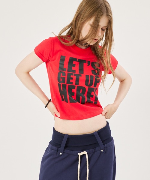 FTW(エフティダブリュー)の「LOGO PRINT TEE(Tシャツ/カットソー・レディース・オフホワイト/その他/レッド/ブルー系その他/イエロー・SMALL/LARGE/MEDIUM)」の5枚目の写真