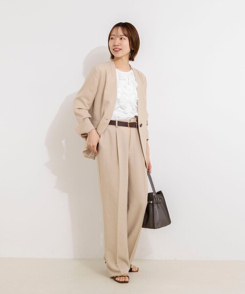 NOLLEY’S(ノーリーズ)の「《セットアップ対応》ストレッチツイルVネックジャケット(ノーカラージャケット・レディース・ネイビー/ベージュ・40/38/36)」の13枚目の写真