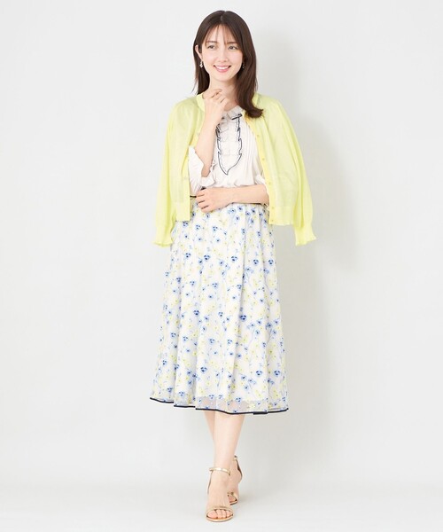 TO BE CHIC(トゥー ビー シック)の「シアーギャザースリーブ カーディガン(カーディガン/ボレロ・レディース・オフホワイト/パープル系その他4/ブラック/ベージュ系その他/グリーン系その他5/イエロー/グレー系その他2/グリーン・40/42)」の22枚目の写真