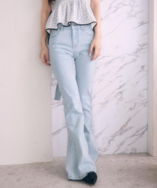 TITTY&CO.(ティティーアンドコー)の「ウエストリボンデニムパンツ(デニムパンツ・レディース・ブルー・MEDIUM/SMALL)」の5枚目の写真