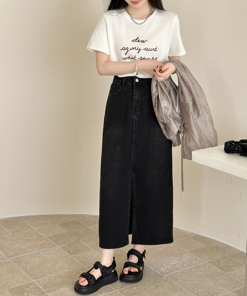 DAY CLOSET(デイ クローゼット)の「【立体フロッキー加工×英字ロゴプリント】半袖ラウンドネックTシャツ レディース(Tシャツ/カットソー・レディース・ブラック/ホワイト・FREE)」の20枚目の写真