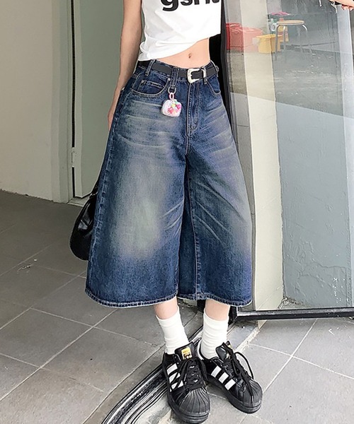 WESTSEA(ウエストシー)の「ヴィンテージウォッシュ ワイドデニム ハーフパンツ / バギーデニム 膝下丈(デニムパンツ・レディース・ブラック/ブルー・M/L)」の10枚目の写真