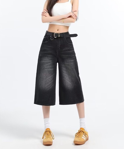 WESTSEA(ウエストシー)の「ヴィンテージウォッシュ ワイドデニム ハーフパンツ / バギーデニム 膝下丈(デニムパンツ・レディース・ブラック/ブルー・M/L)」の8枚目の写真