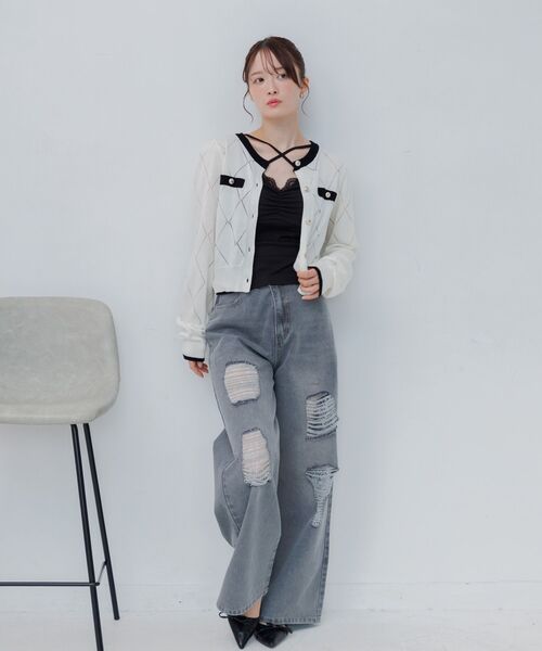 ems excite(エムズエキサイト)の「【2サイズ】刺繍入ダメージデニムPT(その他パンツ・レディース・ダークグレー/ケミカルウォッシュ・SMALL/MEDIUM)」の13枚目の写真