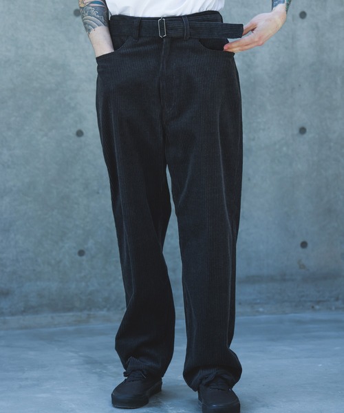 MR.OLIVE(ミスターオリーブ)の「WIDE WALE CORDUROY / BELTED RELAX TAPERED PANTS /M263130(チノパンツ・メンズ・チャコール/ブラウン・SMALL/LARGE/MEDIUM)」の3枚目の写真