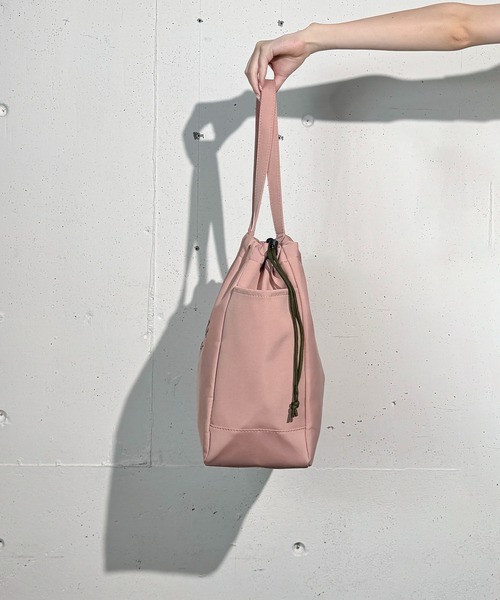 CALIFORNIA OUTFITTERS(カリフォルニア アウトフィッターズ)の「4E63-NK ポーチ付き トートバッグ(トートバッグ・レディース・ブラック/グレー/ピンク・ONESIZE)」の8枚目の写真