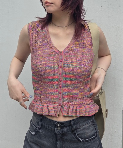 Ameri（アメリ）の「MEDI FRILL BACK RIBBON KNIT TOP（ニット/セーター・レディース・ブルー/ピンク/ブラック・FREE）」の3枚目の写真