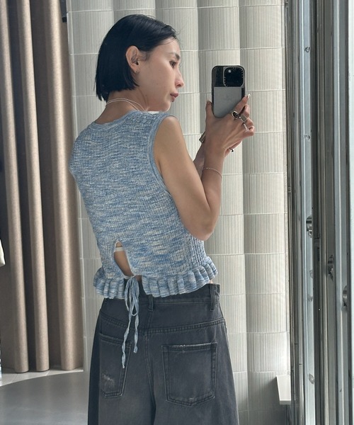 Ameri（アメリ）の「MEDI FRILL BACK RIBBON KNIT TOP（ニット/セーター・レディース・ブルー/ピンク/ブラック・FREE）」の5枚目の写真