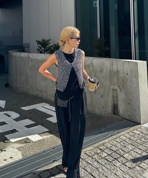 Ameri（アメリ）の「MEDI FRILL BACK RIBBON KNIT TOP（ニット/セーター・レディース・ブルー/ピンク/ブラック・FREE）」の9枚目の写真