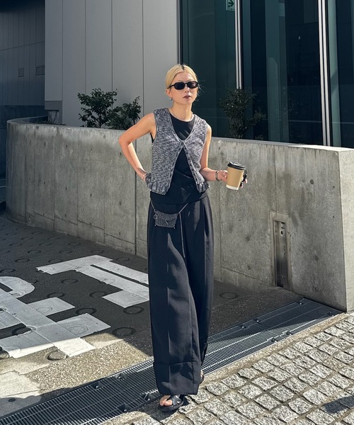 Ameri（アメリ）の「MEDI FRILL BACK RIBBON KNIT TOP（ニット/セーター・レディース・ブルー/ピンク/ブラック・FREE）」の11枚目の写真