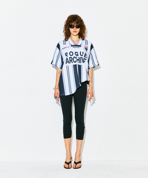 HIGHTIDEFRANKIE（ハイタイドフランキー）の「World Clash Football Jersey Black（Tシャツ/カットソー・レディース・ブラック・FREE）」の2枚目の写真