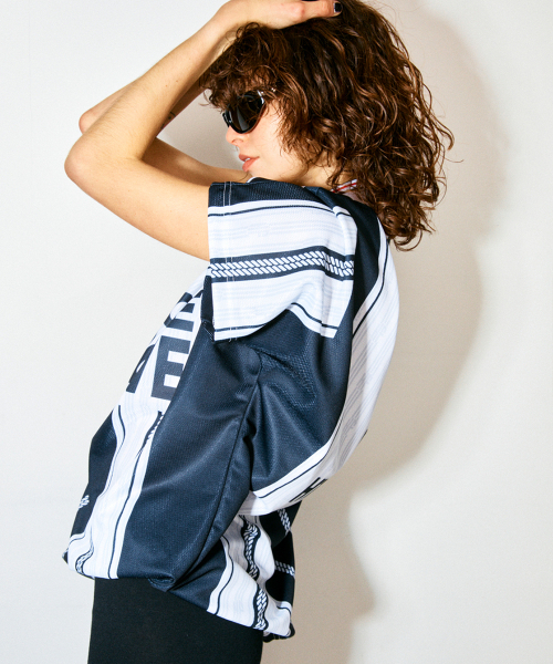 HIGHTIDEFRANKIE（ハイタイドフランキー）の「World Clash Football Jersey Black（Tシャツ/カットソー・レディース・ブラック・FREE）」の7枚目の写真