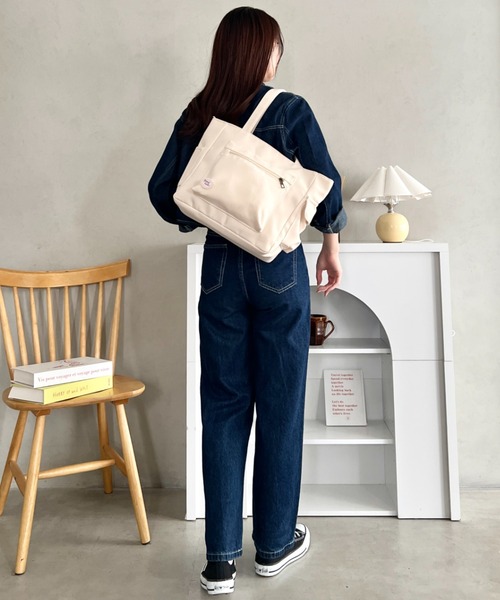 wears(ウェアーズ)の「シンプルキャンバストートバッグ(トートバッグ・レディース・ベージュ/グリーン/アイボリー/ブラック・FREE)」の11枚目の写真
