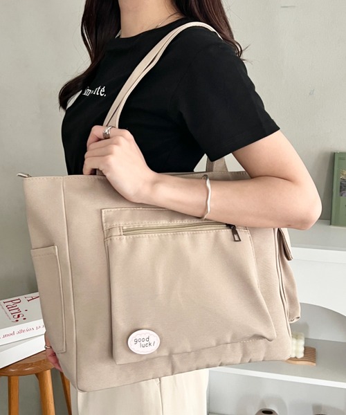 wears(ウェアーズ)の「シンプルキャンバストートバッグ(トートバッグ・レディース・ベージュ/グリーン/アイボリー/ブラック・FREE)」の17枚目の写真