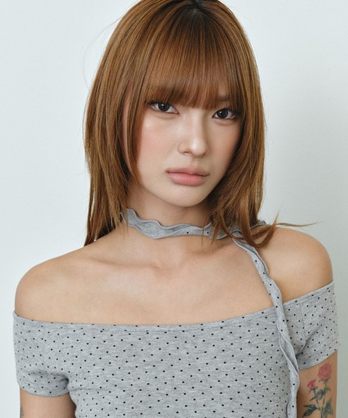 Midnight Move(ミッドナイトムーブ)の「Midnight Move/オフショルドットトップス(Tシャツ/カットソー・レディース・ホワイト/グレー/ネイビー・FREE)」の6枚目の写真